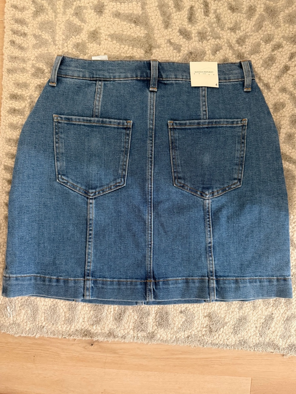 Banana Republic Classic Blue Denim Mini Skirt with Back Pockets
